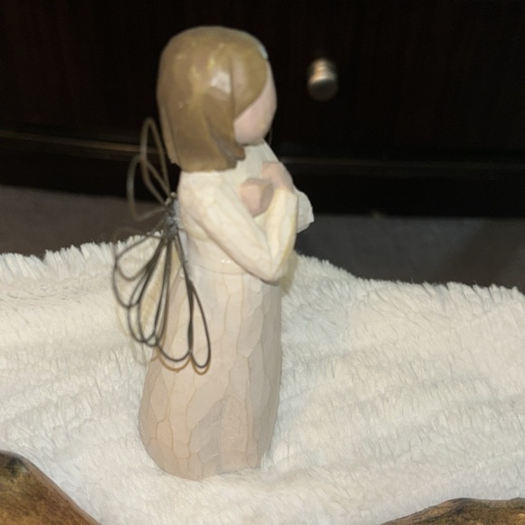 Willow Tree By Demacco “Sign Of Love” Sculpture Hand Painted/ handmade Figurine - Picture 3 of 5